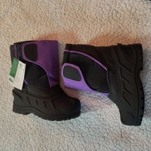 NWT Child's Purple/Black Itasca Snow Cat Winter Boots Size 12